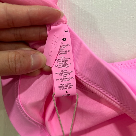 Skims SIGNATURE SWIM TANK BIKINI TOP NWT Sz Small Color Light Pink - Picture 7 of 7